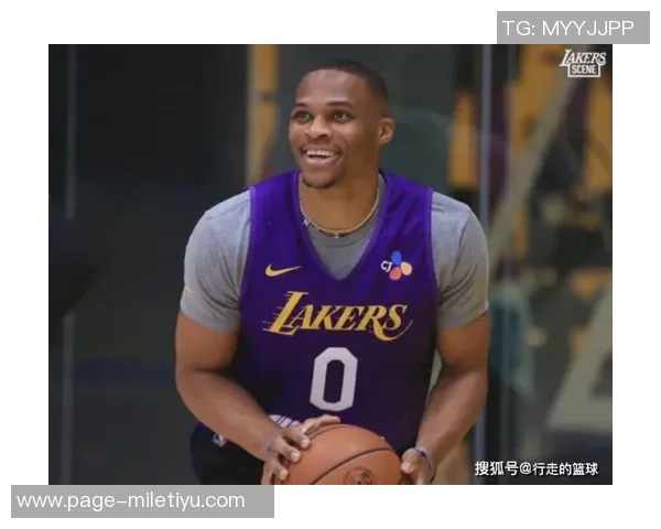 阿连德因国外办签证缺席训练或将缺席首场季前赛